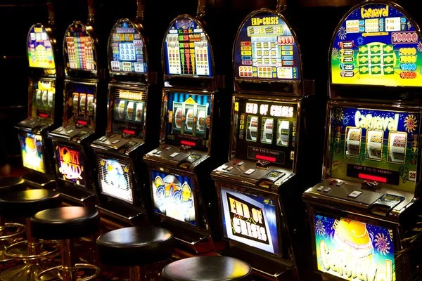 lembagatoto platform interface showing sportsbook, live casino, and slots sections